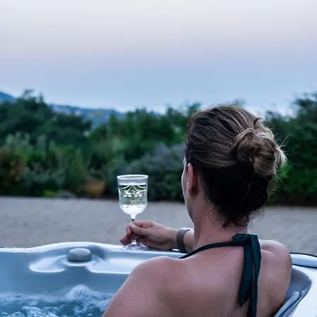 فيلة Portico باداتشونيتوماي