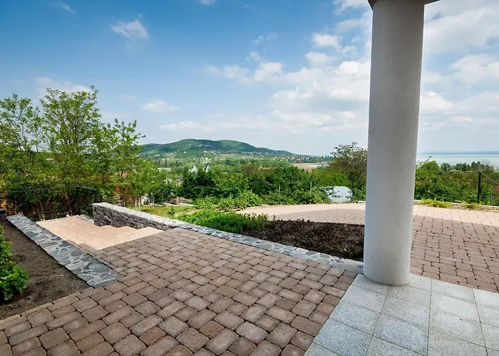 Portico Badacsonytomaj